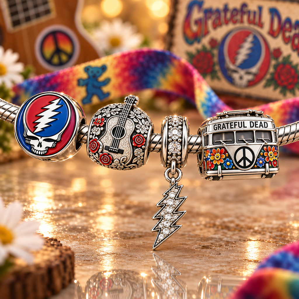 GRFD Silver Charm Bracelet Set VTH